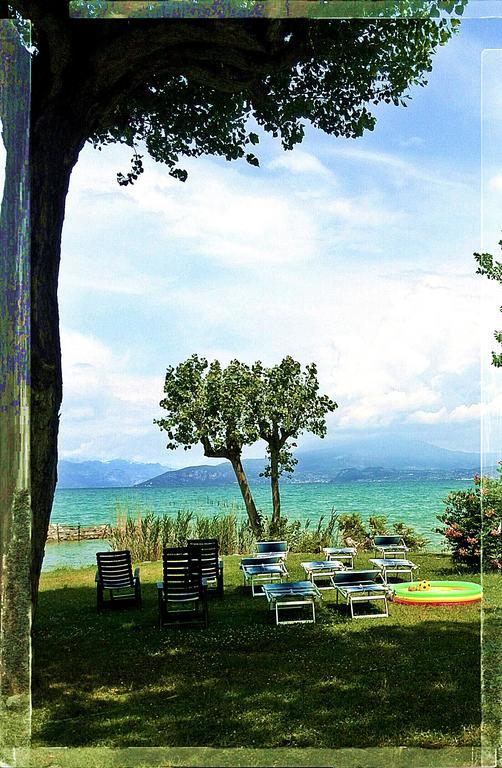 Albergo Il Biancospino Сирмионе Экстерьер фото